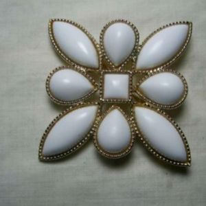 1950s Emmons white and gold brooch